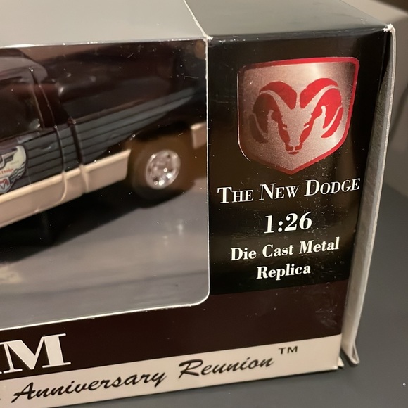 Vintage 95th Anniversary Dodge Ram Harley Davidson FXDWG Dyna Wide Glide - Picture 10 of 16